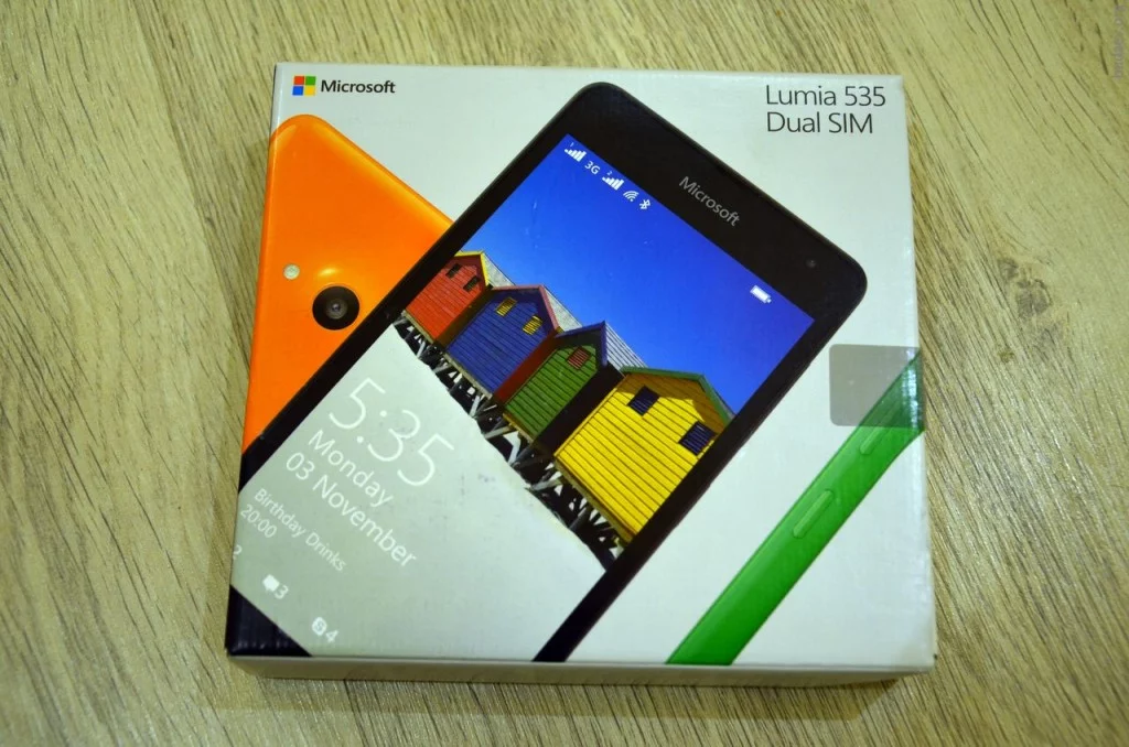 Microsoft Lumia 535 unpack Microsoft Lumia 535 unpack