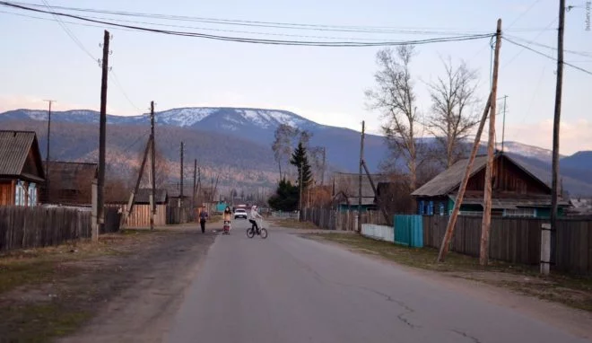 Кырен. Улица